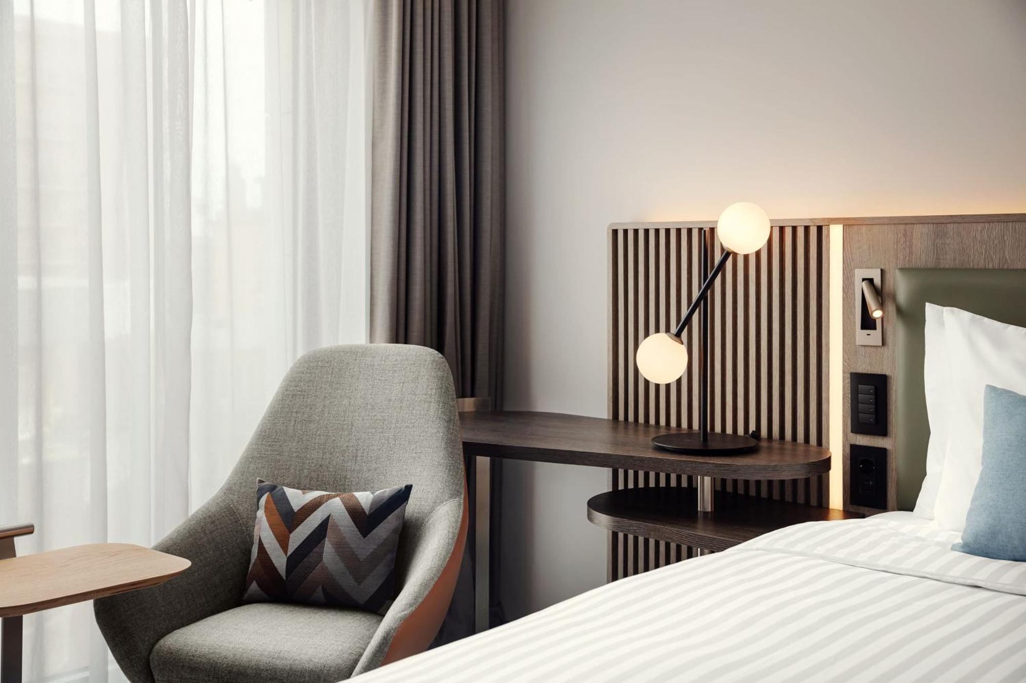 Courtyard By Marriott Erivan Exterior foto